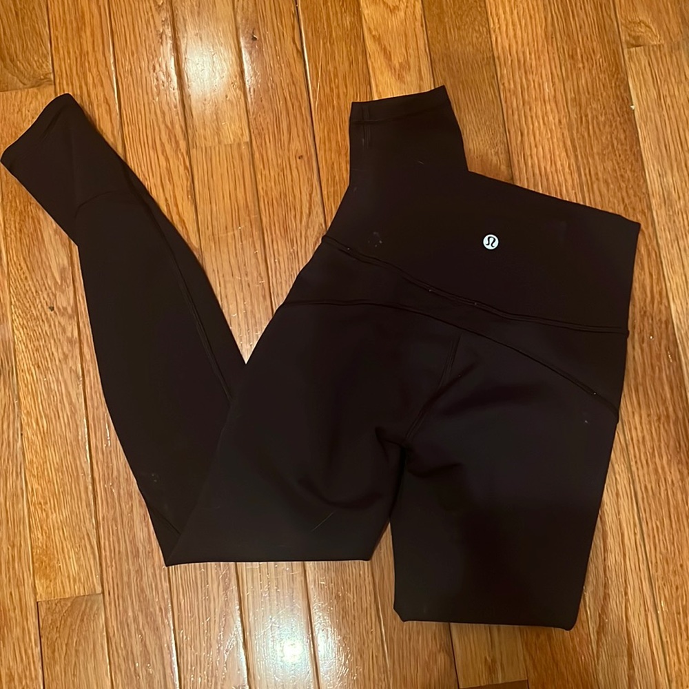 black in movement lululemon leggings 25'